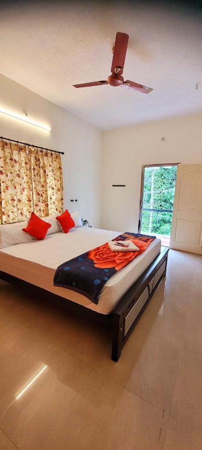 Royal Black Pepper Cottage Yercaud Eksteriør billede
